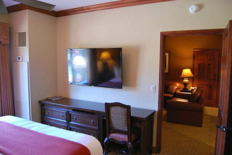 Apartamento White Pines 1-bd At Westgate - Figment