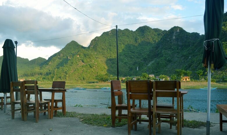 Hotel Son Doong Riverside Homestay