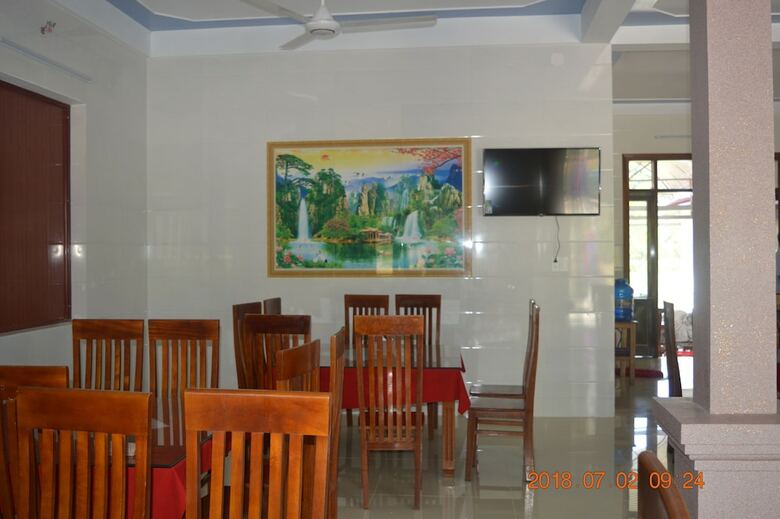 Hotel Son Doong Riverside Homestay