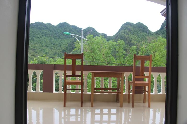 Hotel Son Doong Riverside Homestay