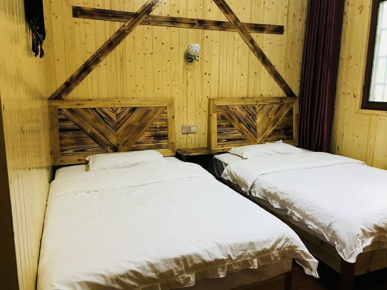 Hotel One Step To Heaven Inn
