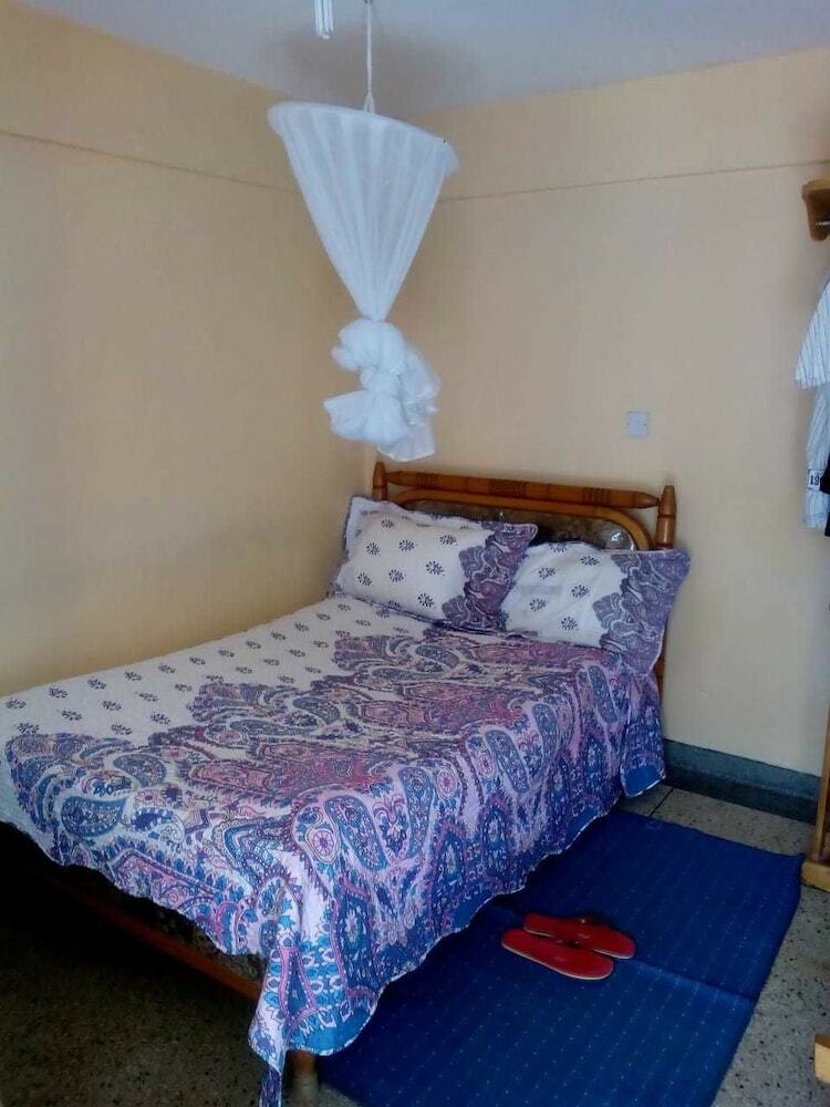 Bed & Breakfast Racecourse Inn Hotel