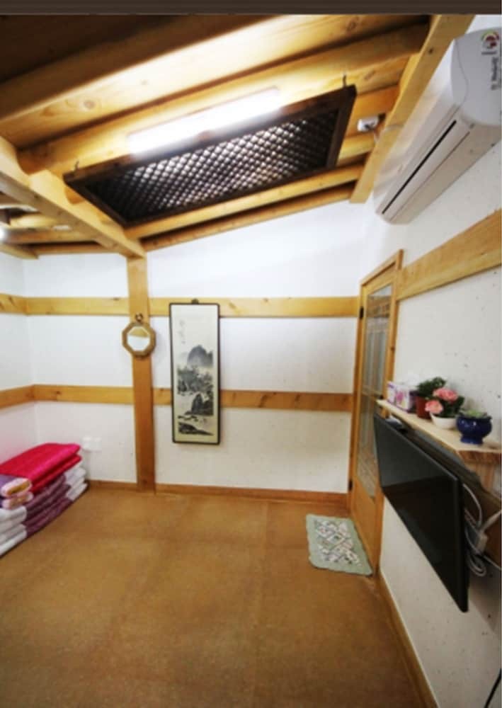 Hotel Gawondang Guest House