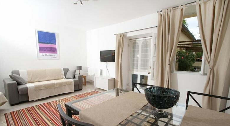 Apartamento Les Beaux Ch�nes