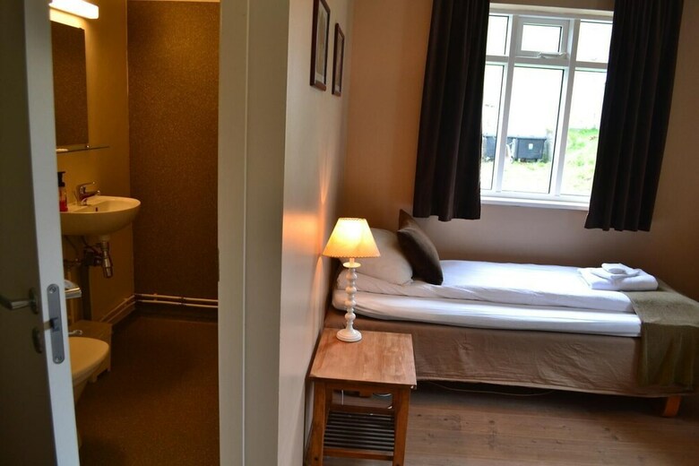 Hotel Kirkjub�l Guesthouse