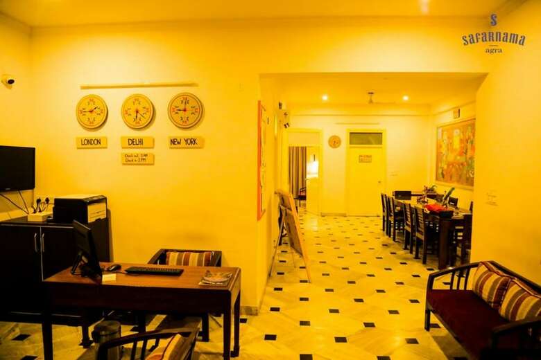 Hotel Safarnama Agra