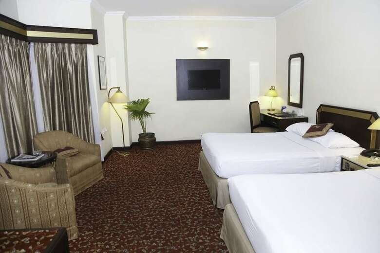 Sunfort Hotel