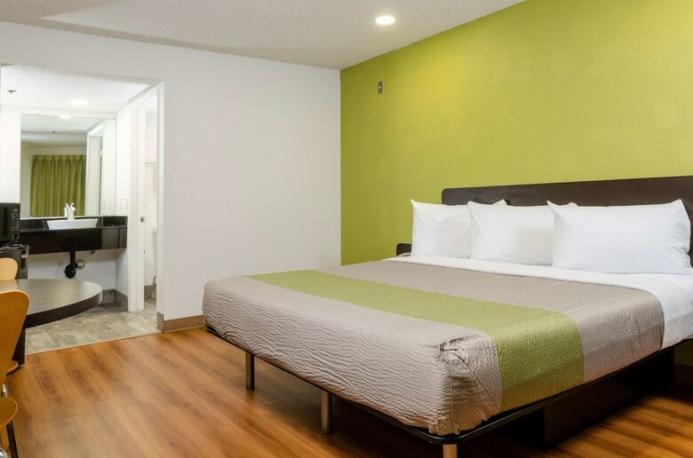 Hotel Studio 6 Fresno ? Extended Stay