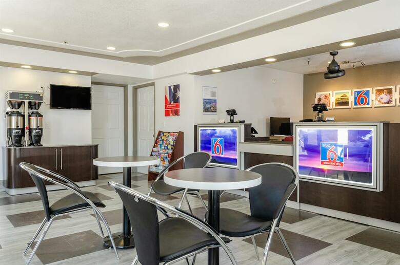 Hotel Studio 6 Fresno ? Extended Stay