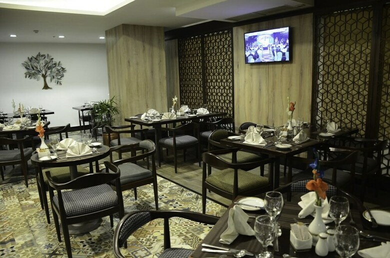 Grand Palm Hotel