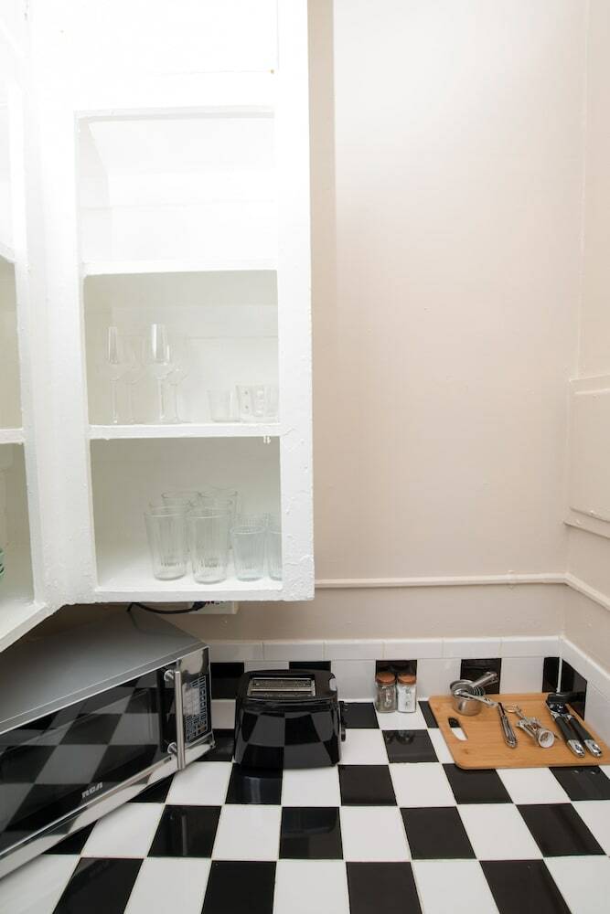 Aparthotel The Canterbury Suites