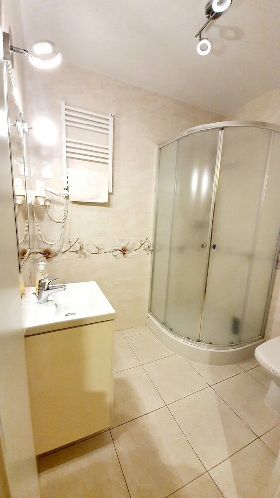 Hotel Bthouse Pokoje Go?cinne