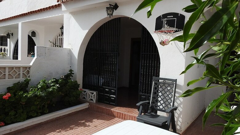 Apartamentos La Palmera 1 Holiday Home