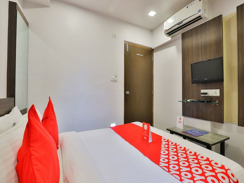 Oyo 5476 Hotel Sunrise