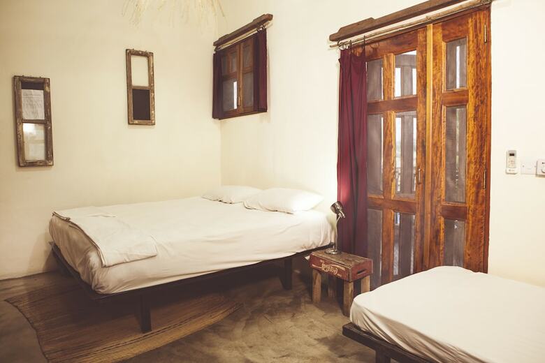 Hostal Somewhere Nice - Hostel