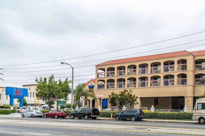 Motel 6 Gardena, Ca - South