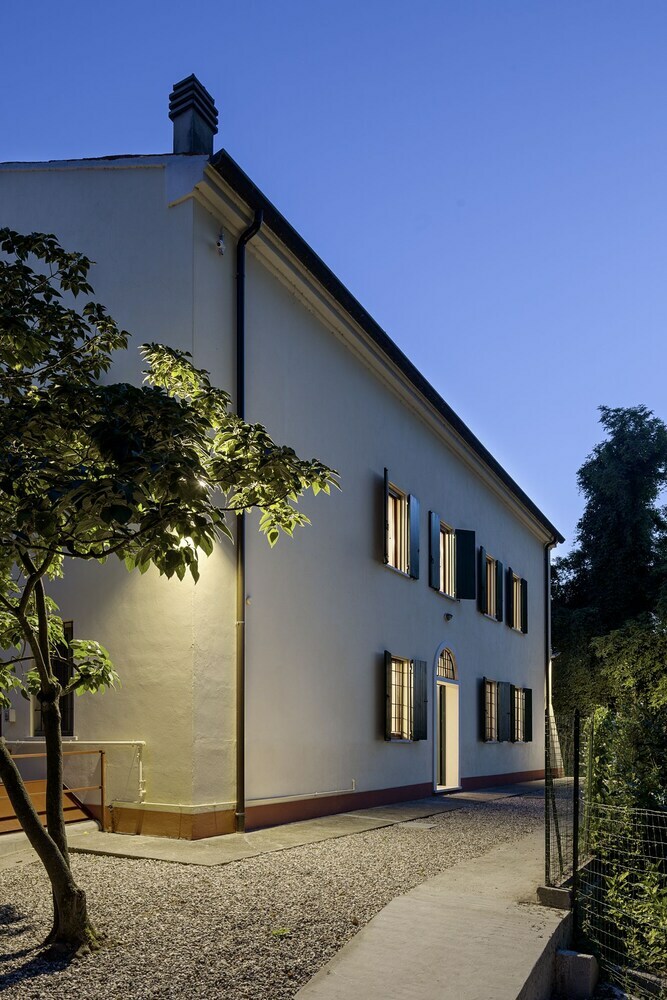 Hostal Ostello La Goliarda