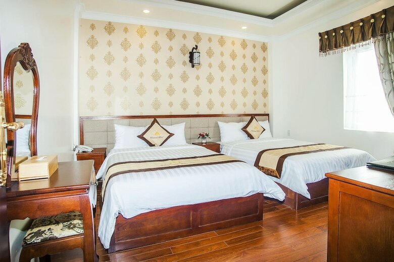 Diamond Hotel
