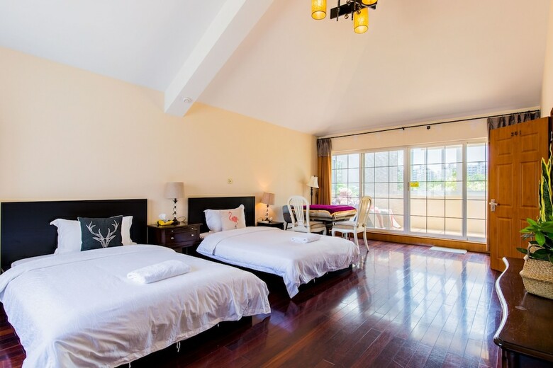 Hotel Cambridge Villa With 5 Brs