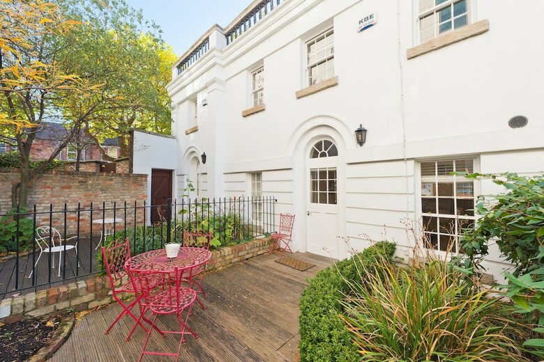 Apartamentos John Lennon Suite - Hiphipstay