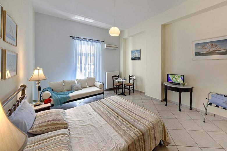Aparthotel Antouanetta Apartments