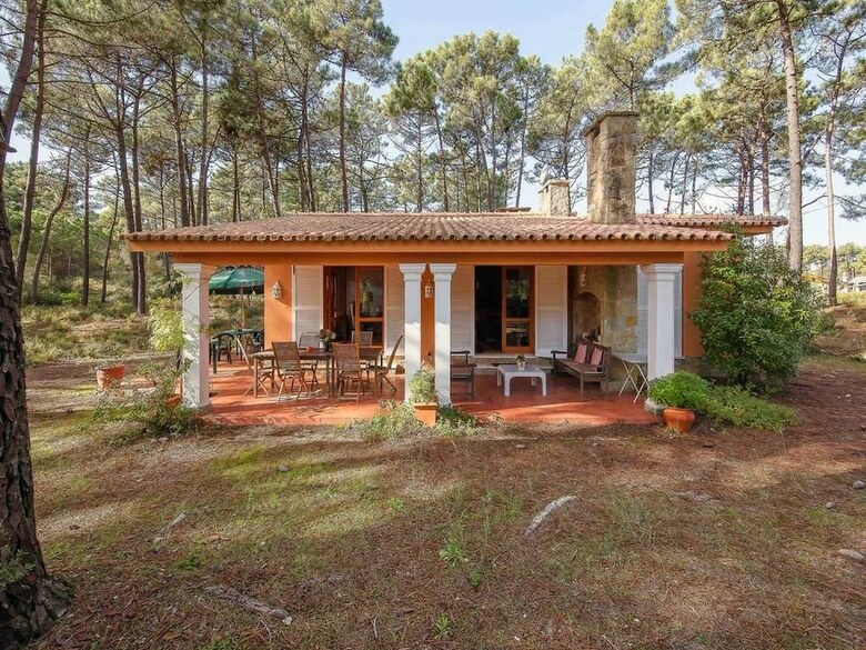 Aroeira Golf And Beach Cottage By Host-point