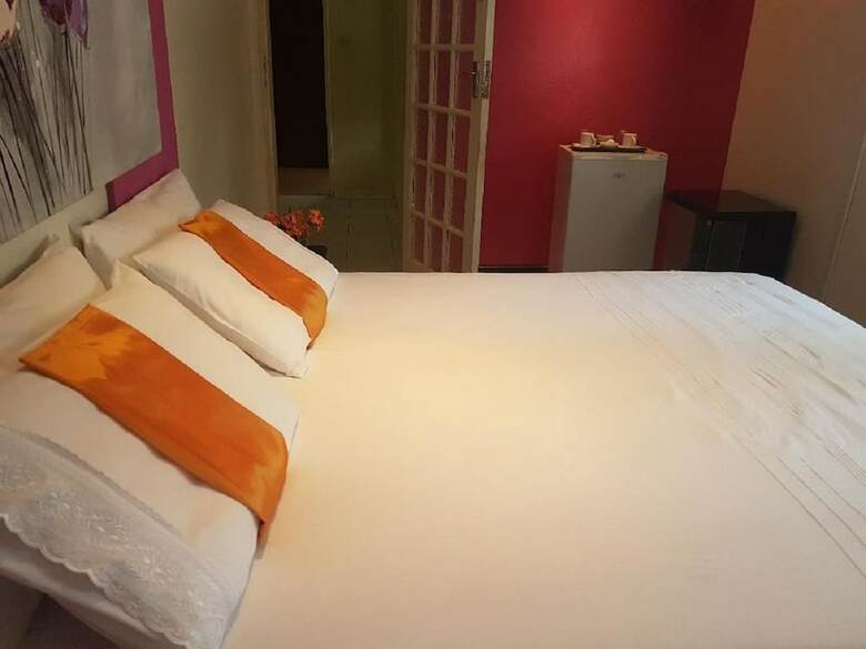 Hotel Amogelang Guest House