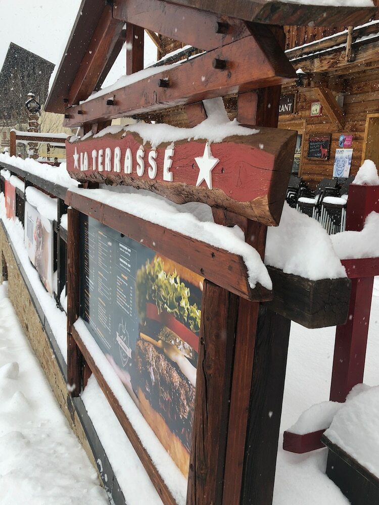 Hotel Montana Chalet H�tel
