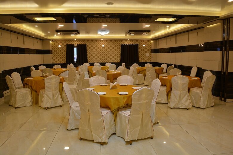 The Avr Hotels & Banquets