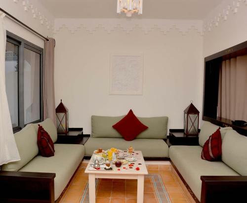 Borjs Hotel Suites & Spa