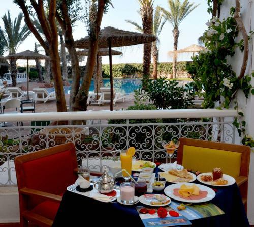 Borjs Hotel Suites & Spa