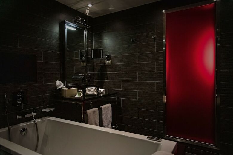 Hotel H�tel Avenue Lodge