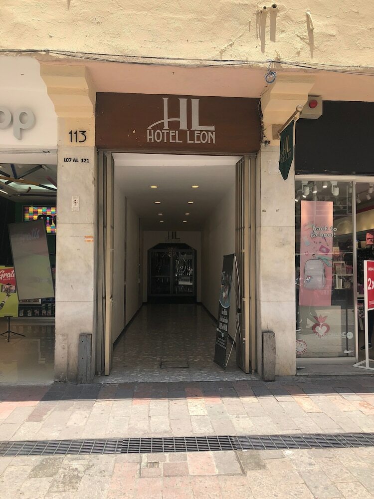 Hotel Leon