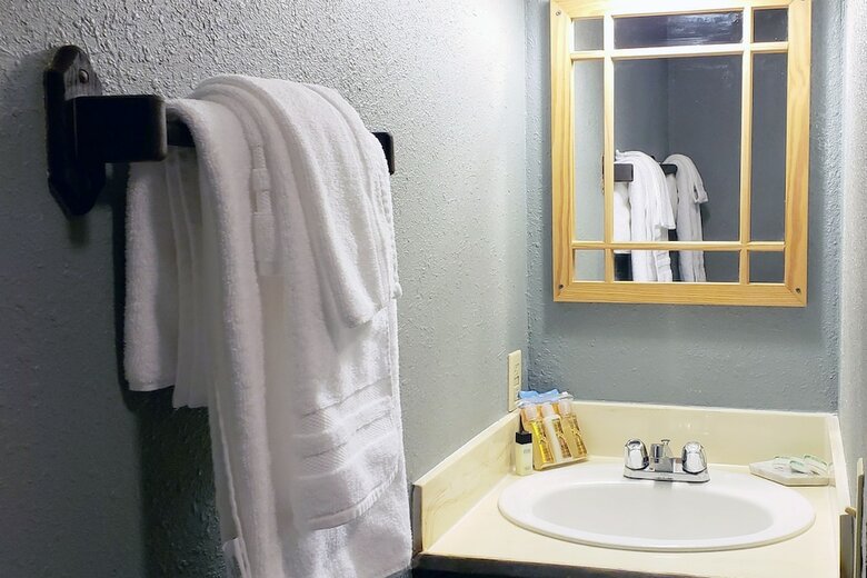 Paradise Village Hotel