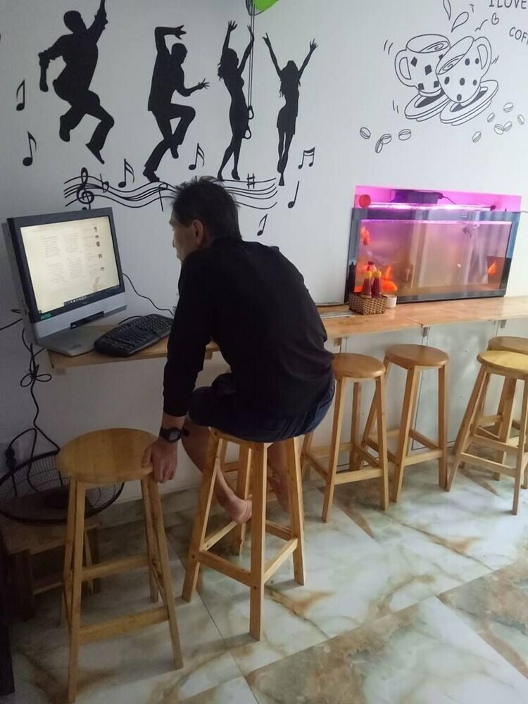 Hostal Dola Hostel
