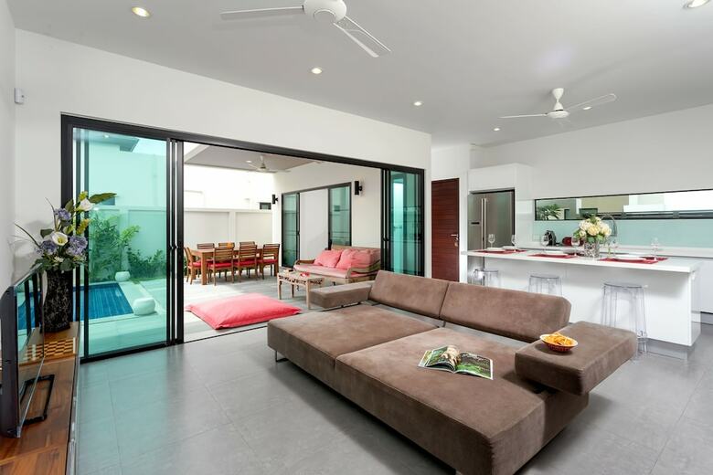Large 3br Villa With Big Pool By Intira