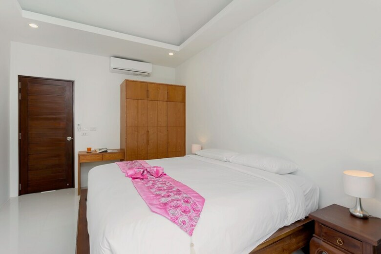 Thai-themed 3br Boutique Villa By Intira