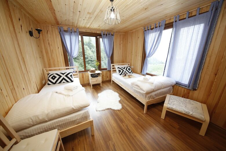 Bed & Breakfast Serinyer Dagevi