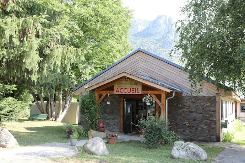 Hotel G�te D'etape - Complexe Des Oustalous