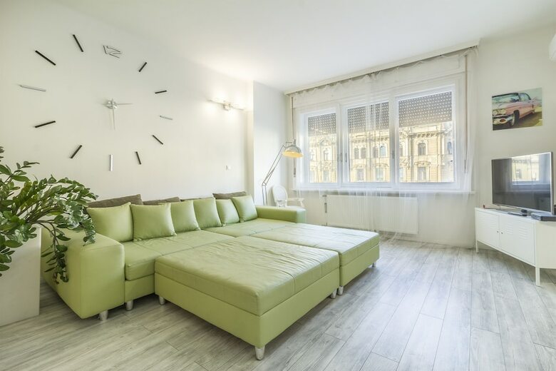 Lemon And Ginger Apartments