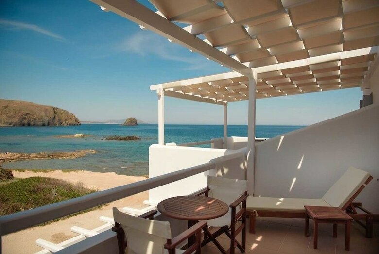 Hotel Tania Milos