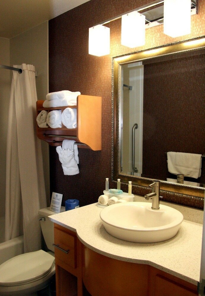 Hotel Holiday Inn Express Monterey-cannery Row