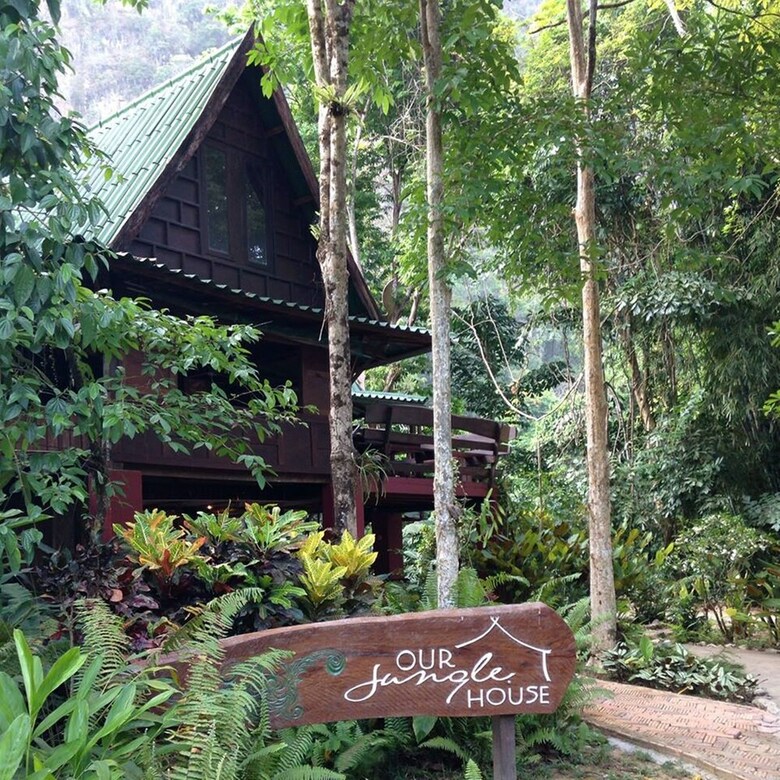 Hotel Our Jungle House