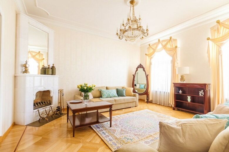 Charming Apartments Near Hermitage