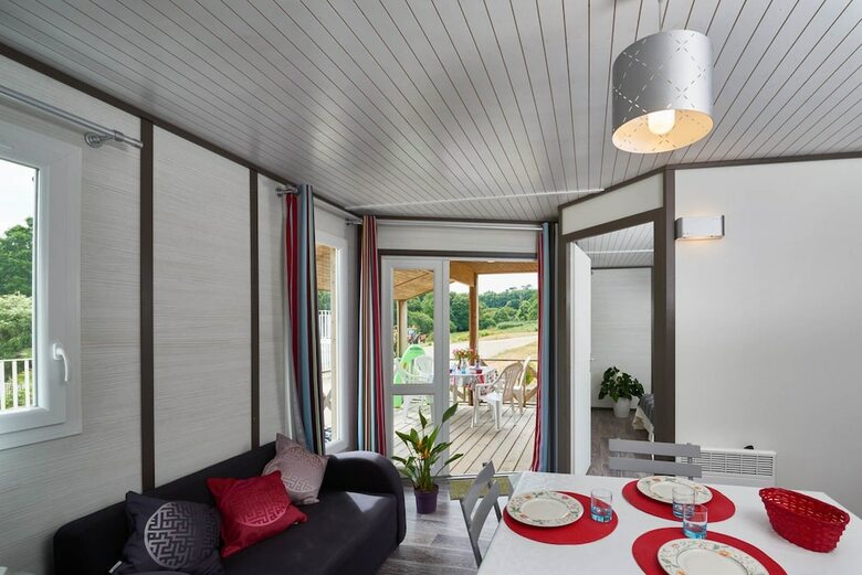 Insolites Du Camping De Trezulien