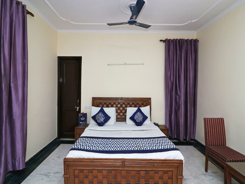 Hotel Oyo 15202 Kanny Residency