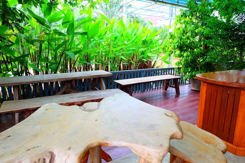 Hotel Baan Nasai Resort
