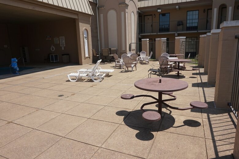 Motel 1 Life Studio And Suites