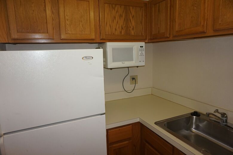 Motel 1 Life Studio And Suites
