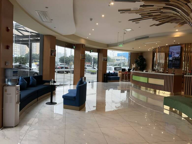 Ibis Styles Chengdu American Center Hotel